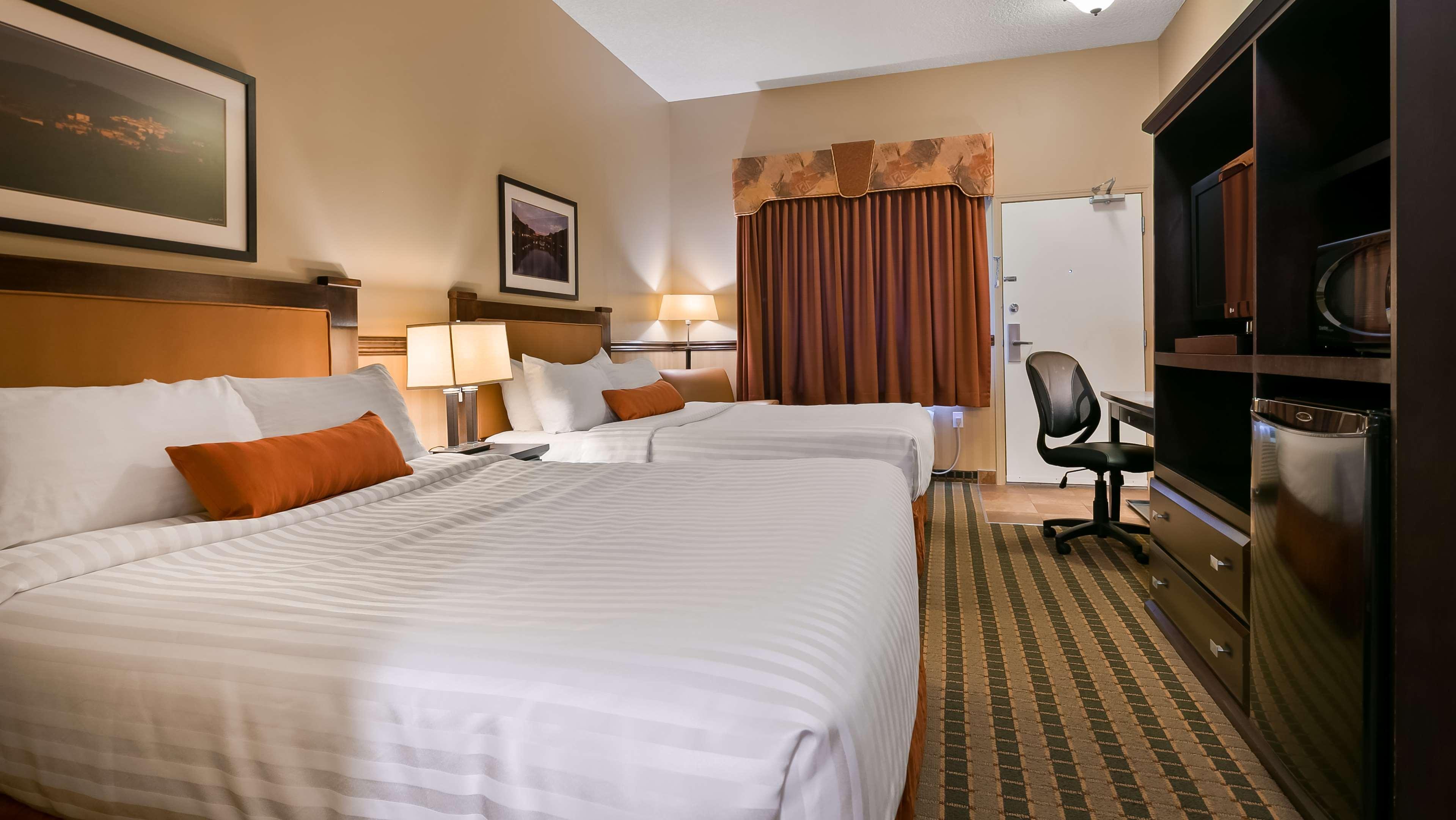 Best Western Diamond Inn Three Hills Buitenkant foto