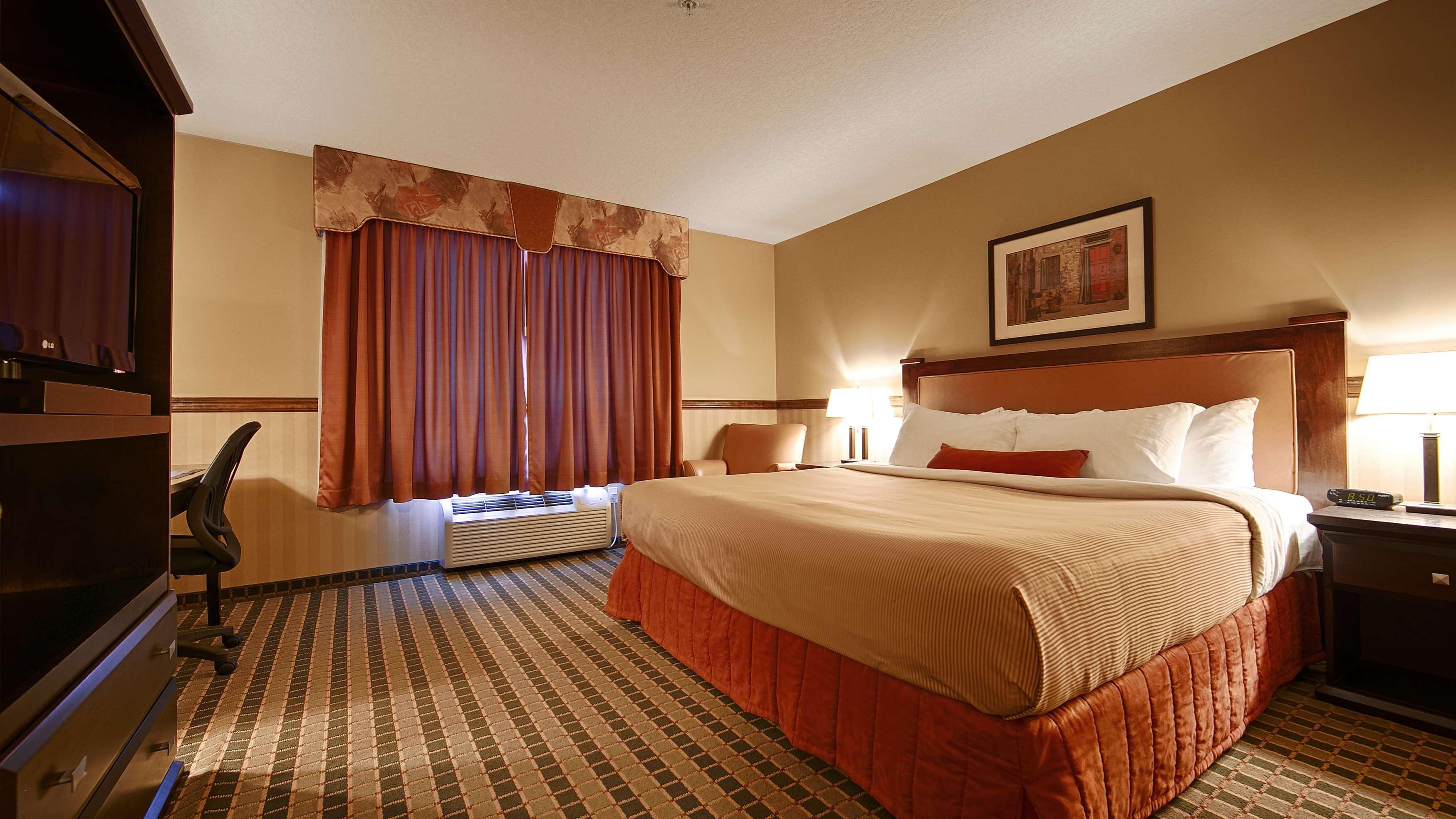 Best Western Diamond Inn Three Hills Buitenkant foto
