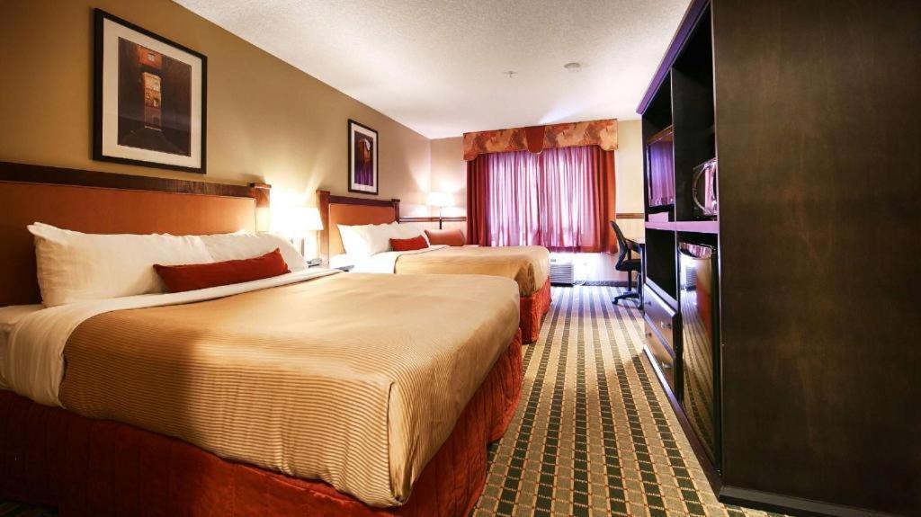 Best Western Diamond Inn Three Hills Buitenkant foto